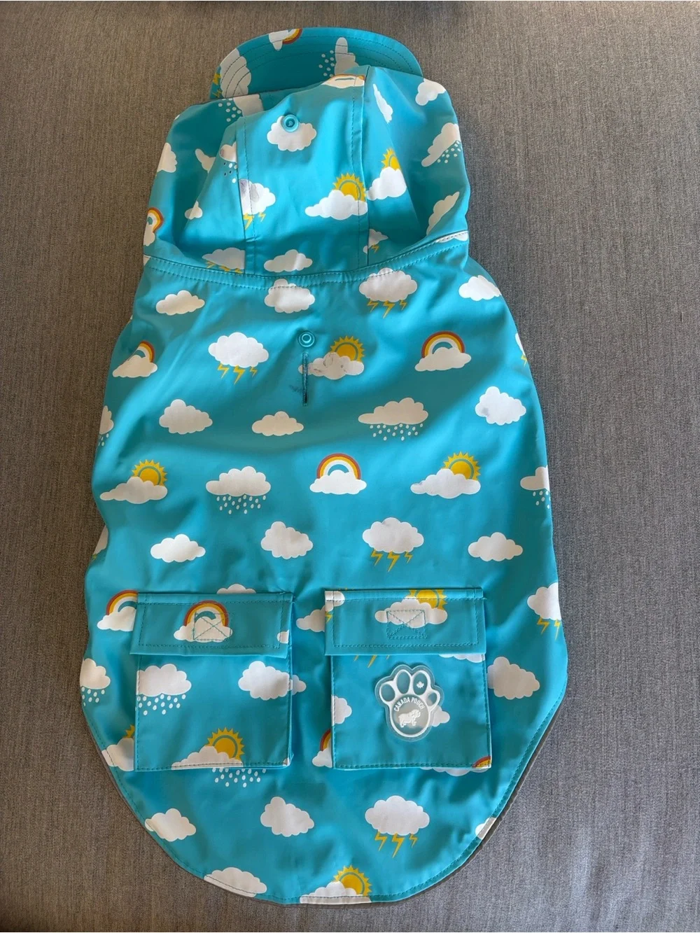 Canada Pooch Color Changing Cloud Dog Raincoat with Hood